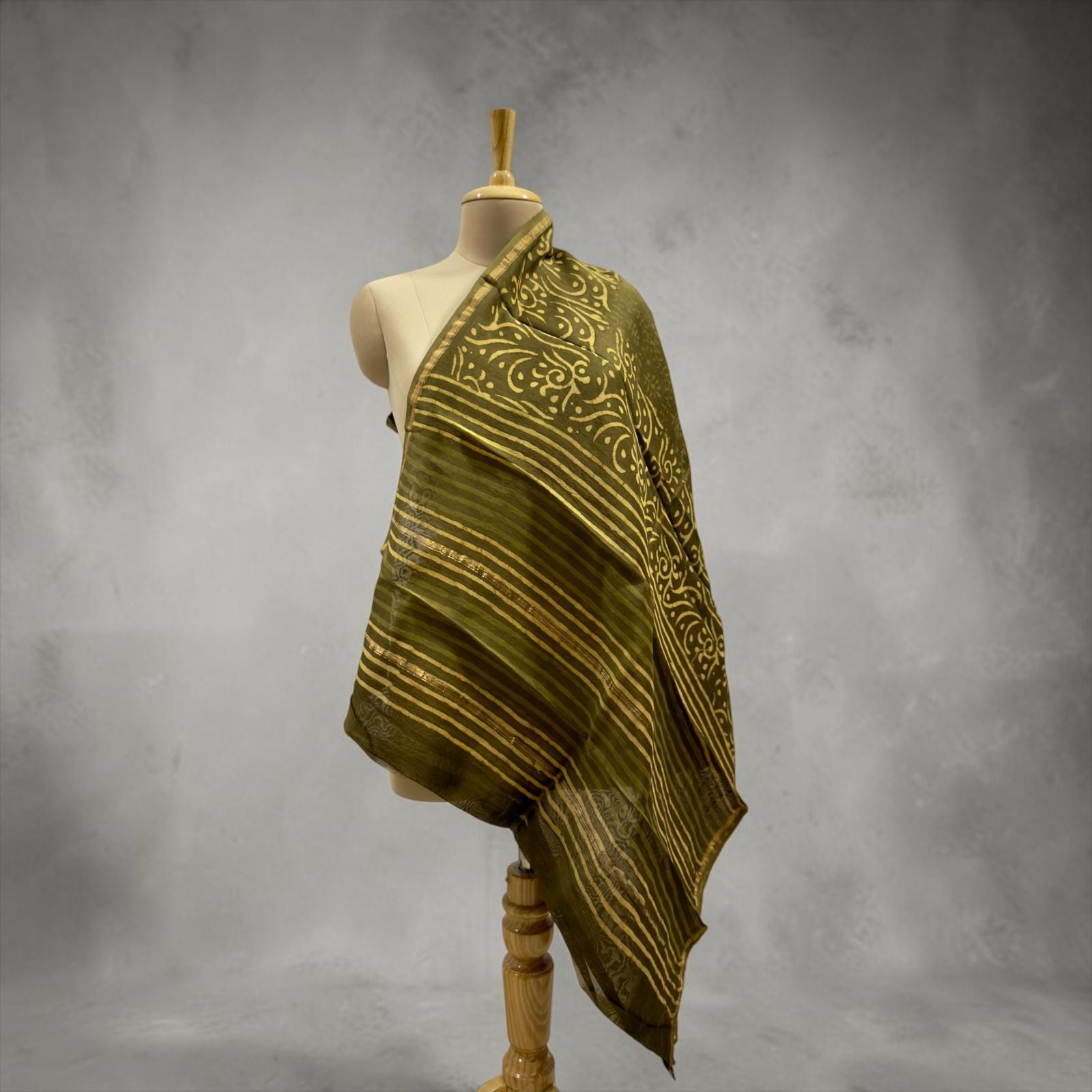 Premium cotton silk Mehendi Printed dupatta.