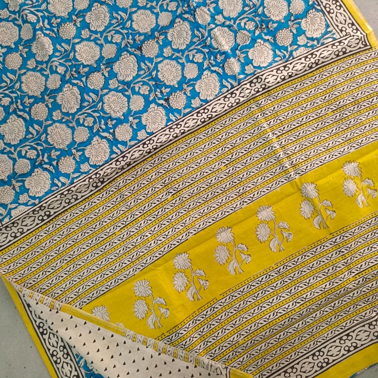 💠 Blue & Yellow Printed Cotton Saree