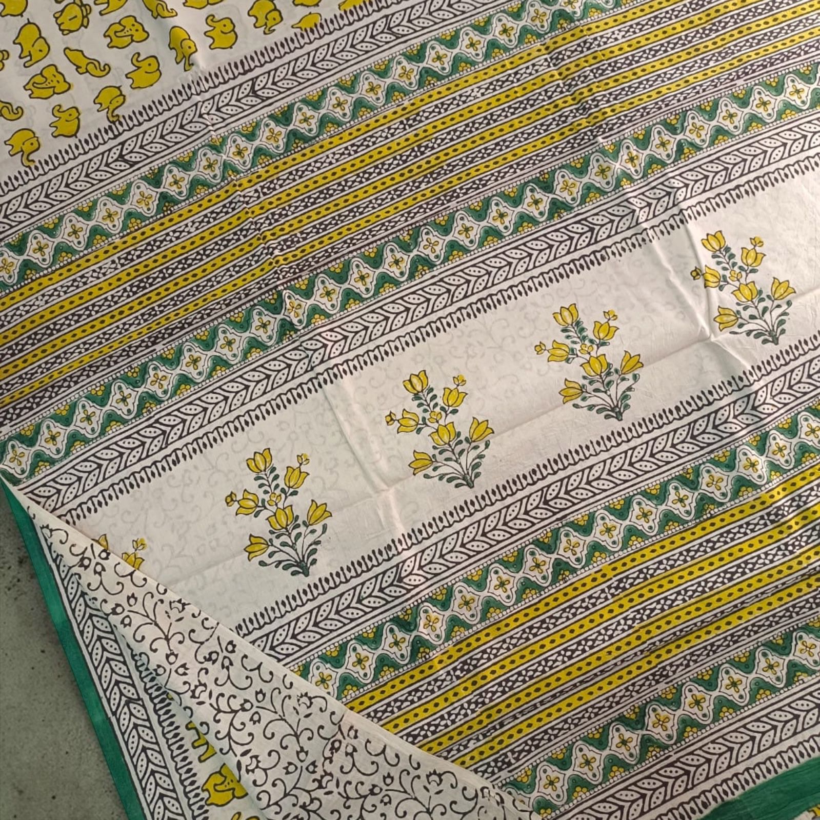 🌼 Printed Cotton Saree with Yellow Floral Motifs